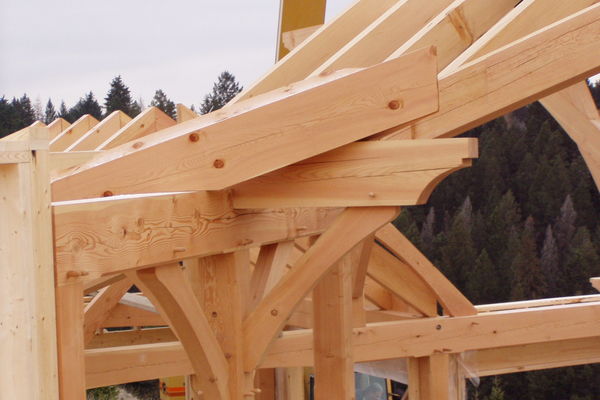 Purcell-Peaks-Invermere-BC-Canadian-Timberframes-Construction-Frame